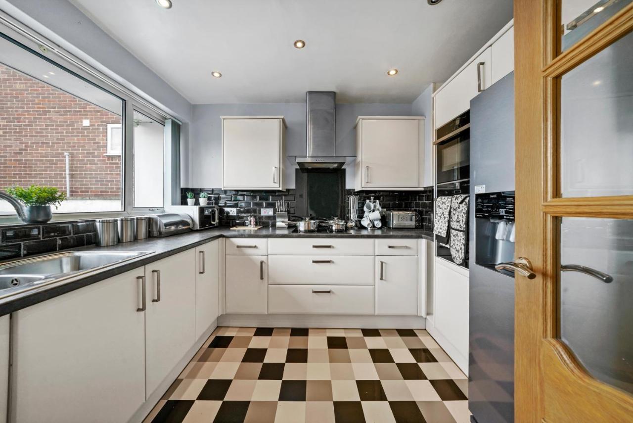 הוילה Leek Wootton The Stylish Warwick Abode - Balcony - Garden מראה חיצוני תמונה